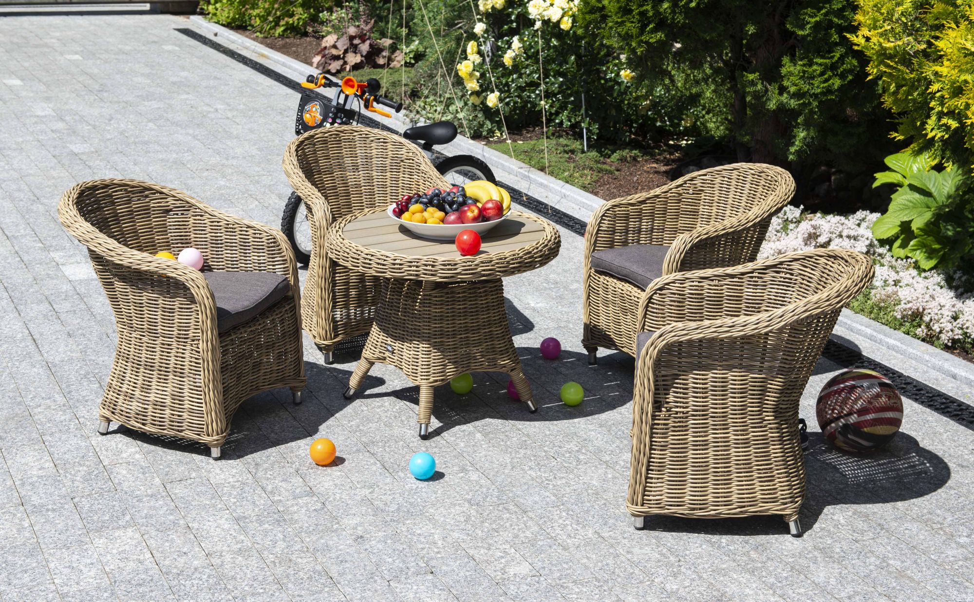 фото "тильда" обеденная группа детская плетеная